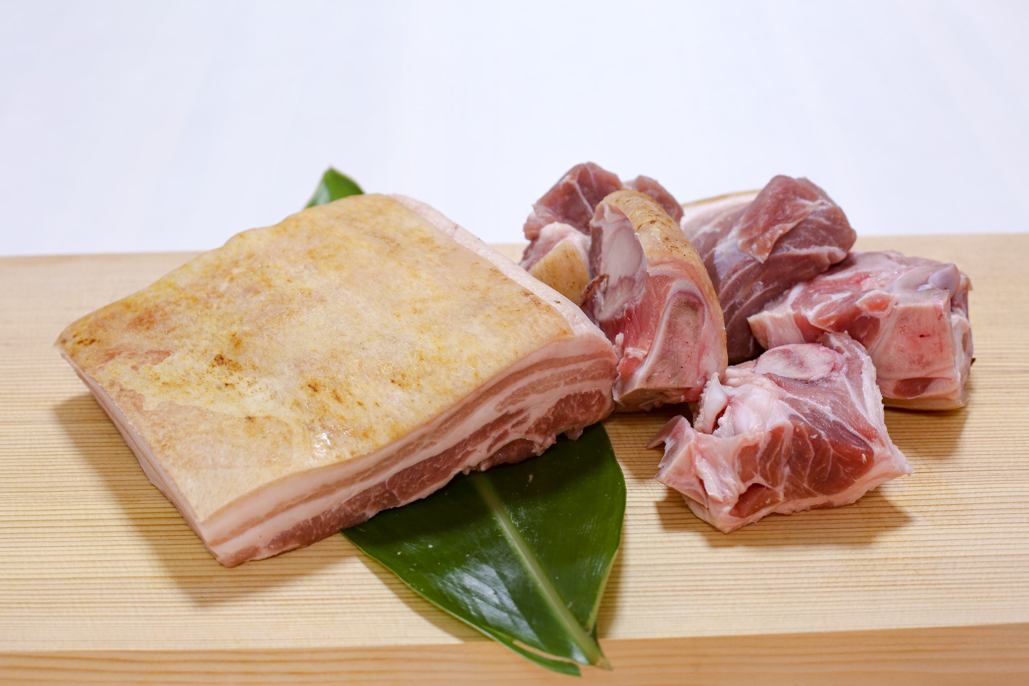 キビまる豚−【定番】沖縄料理セット